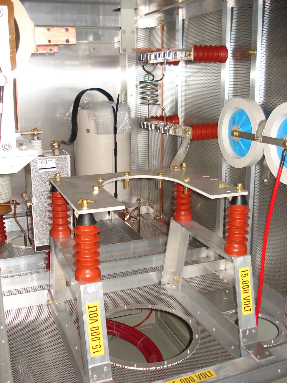 Фото SAET EMMEDI H.F. GENERATOR TYPE KU250 - STF-Fe