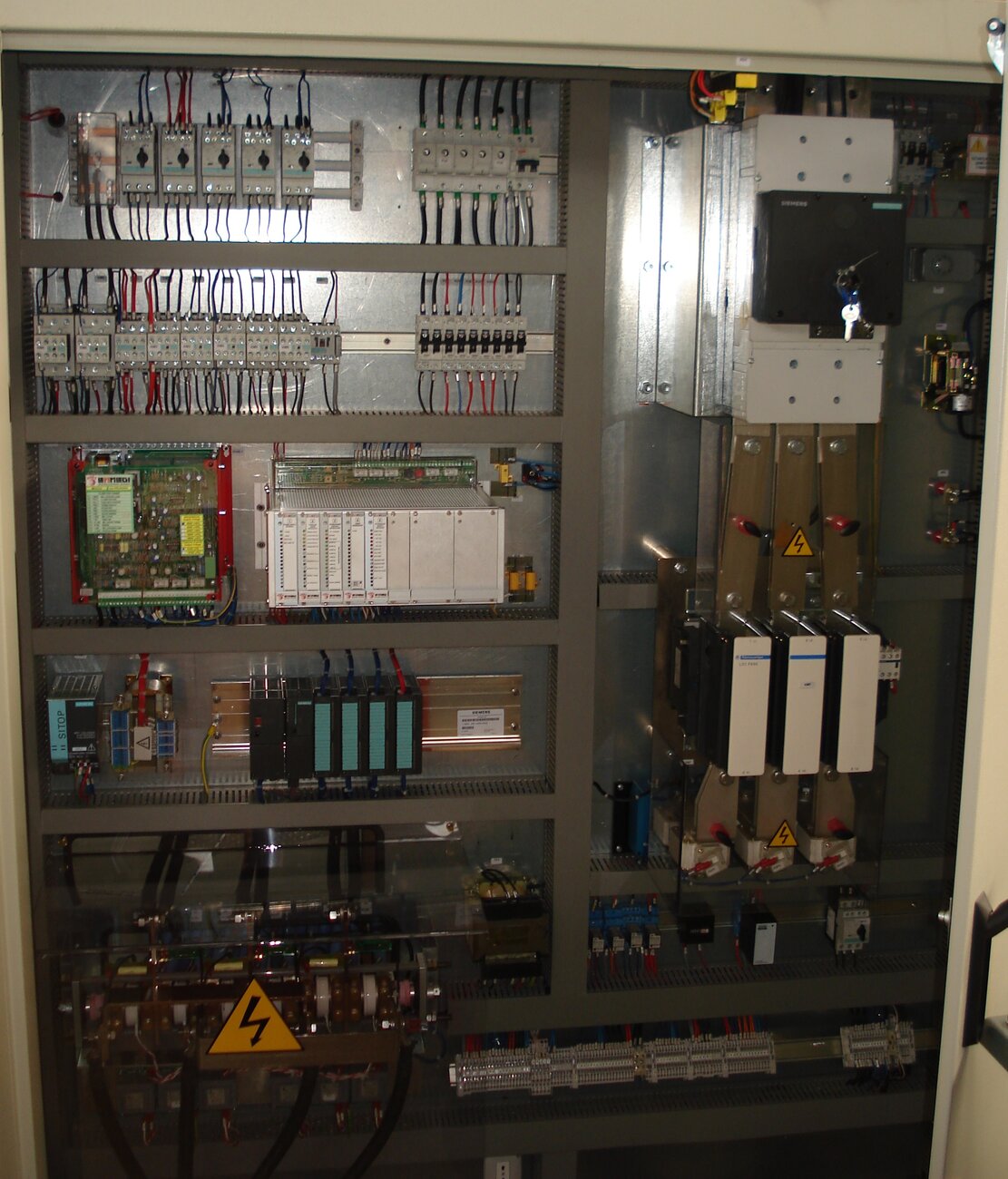 Фото SAET EMMEDI H.F. GENERATOR TYPE KU250 - STF-Fe